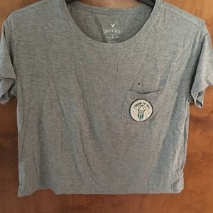 American Eagle Cropped Tee Medium